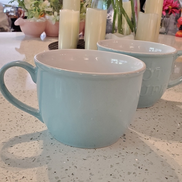 JUMBO HOT STUFF MINT PASTEL MUG - Picture 4 of 5